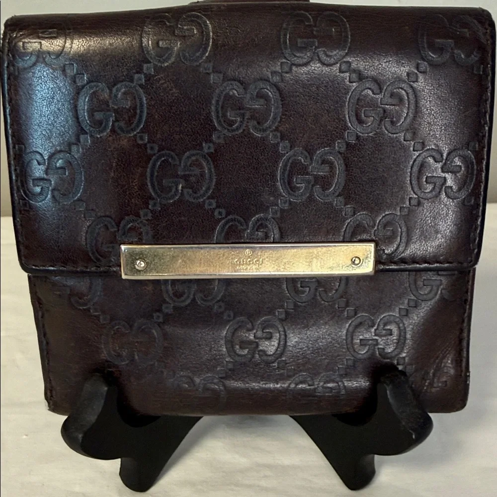 Gucci GG Embossed Leather Bifold Wallet Brown Vintage